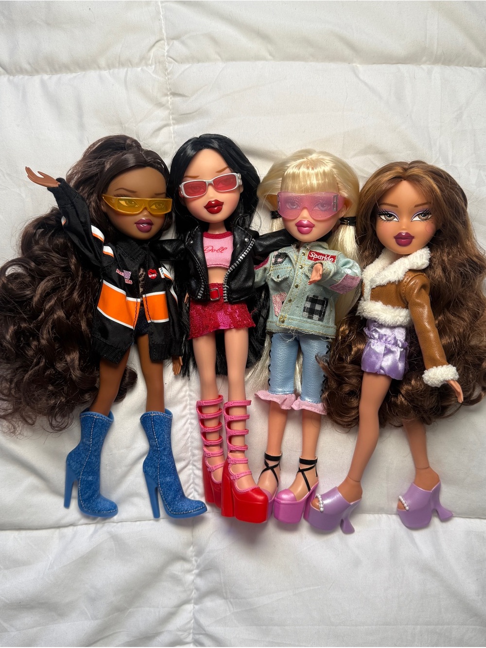 Bratz Goin' Out Collection Doll Lot – Sasha, Jade, Cloe & Yasmin (4 Dolls)
